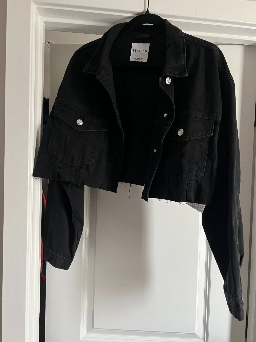 Bershka Black Cropped Denim Jacket Size Medium